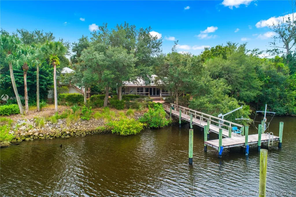 1039 SW Blue Water Way Stuart FL 34997