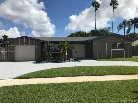 2101 NW 118th Avenue Pembroke Pines FL 33026