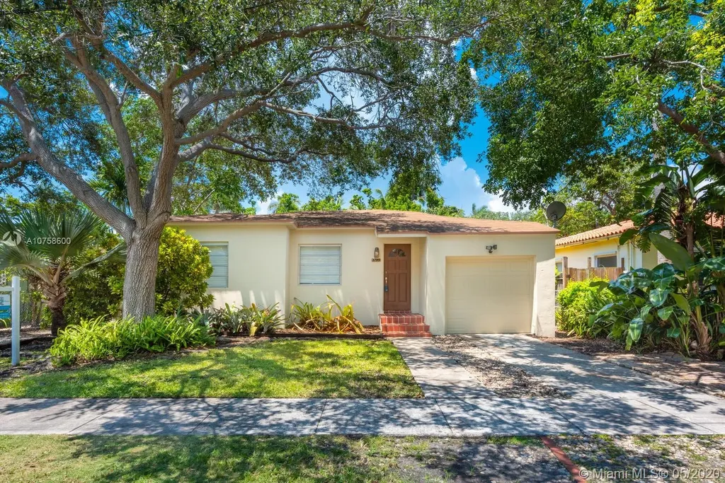 3070 Calusa Street Miami FL 33133