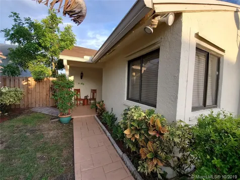 1161 SW 111th Avenue Pembroke Pines FL 33025