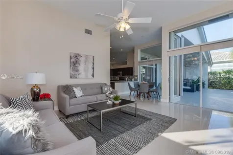 2820 Oakbrook Lane Weston FL 33332