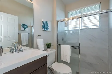2820 Oakbrook Lane Weston FL 33332