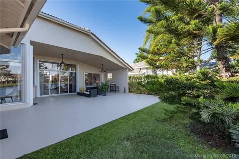 2820 Oakbrook Lane Weston FL 33332