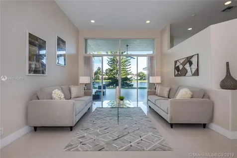 2820 Oakbrook Lane Weston FL 33332