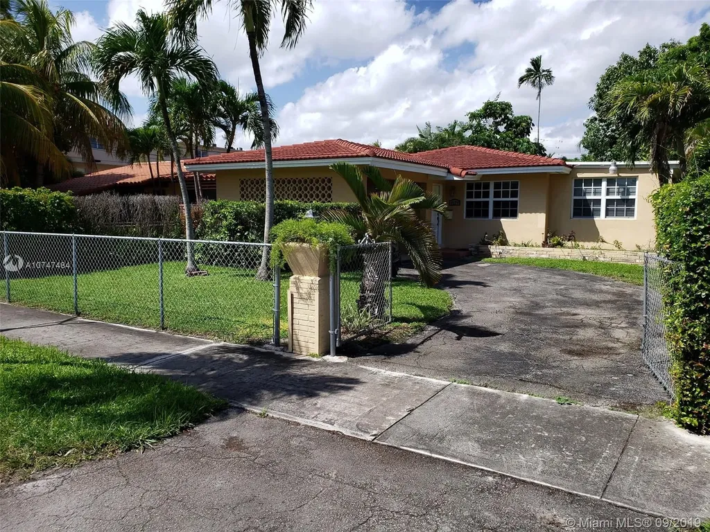 4129 SW 13th Street Miami FL 33134