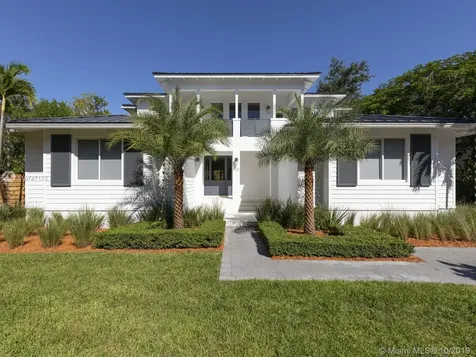 9121 SW 69th Court Pinecrest FL 33156