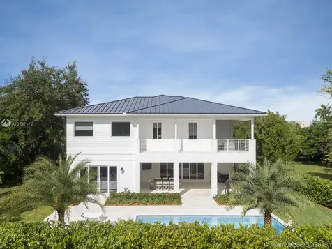 9121 SW 69th Court Pinecrest FL 33156
