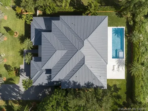 9121 SW 69th Court Pinecrest FL 33156
