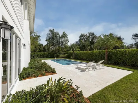 9121 SW 69th Court Pinecrest FL 33156