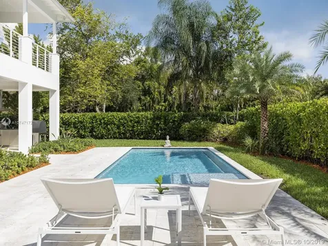 9121 SW 69th Court Pinecrest FL 33156