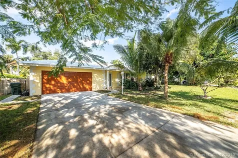 2041 Bonnie Street Boca Raton FL 33486