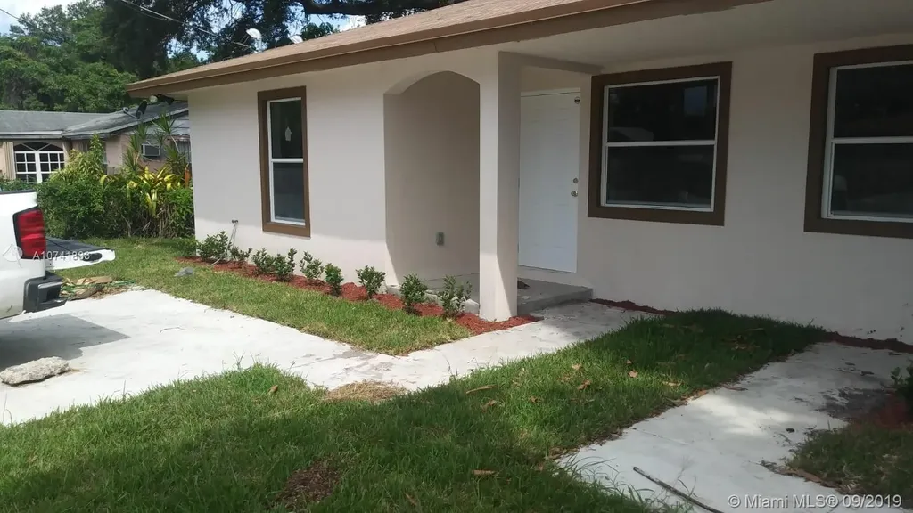 1835 NW 94th Street Miami FL 33147