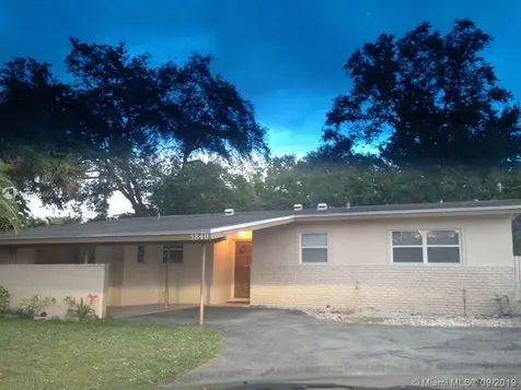 5840 SW 54th Avenue Davie FL 33314