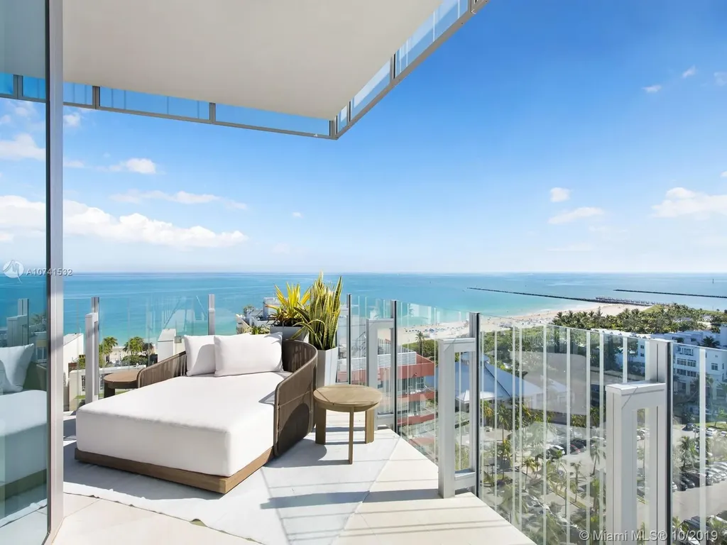 120 Ocean Drive Miami Beach FL 33139