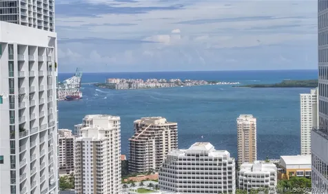 68 SE 6th Street Miami FL 33131