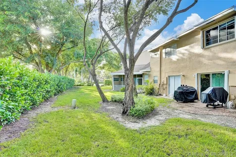 7094 Woodmont Way Tamarac FL 33321