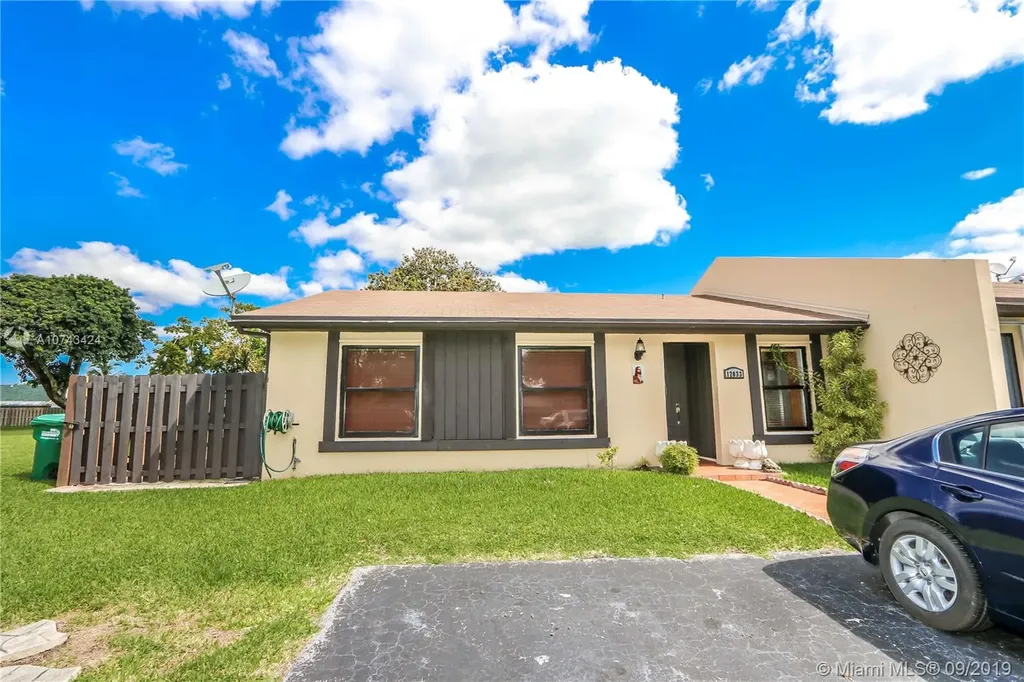 12033 SW 110th Street Circle S Miami FL 33186