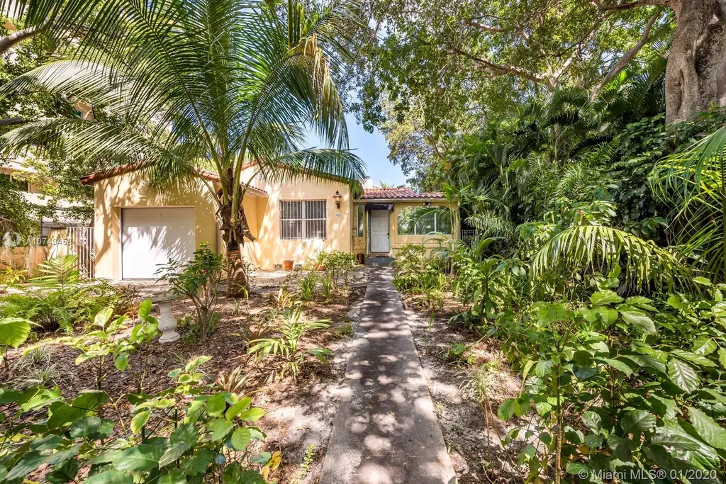 5981 NE 6th Avenue Miami FL 33137