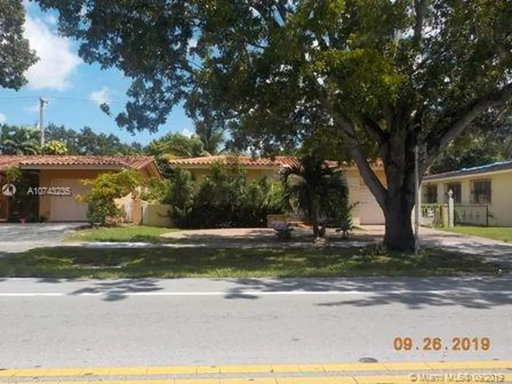 1415 SW 57th Avenue Coral Gables FL 33144