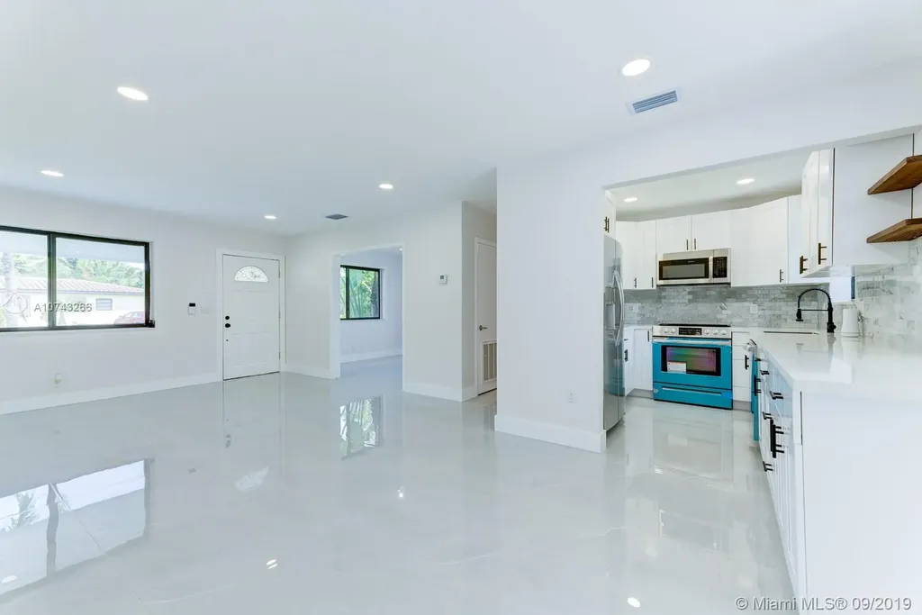 1524 NE 27th Street Wilton Manors FL 33334