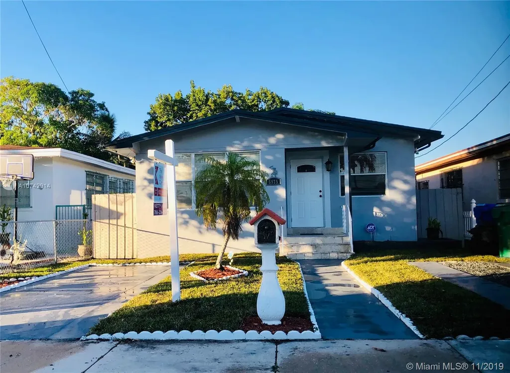 5975 SW 5th Street Miami FL 33144