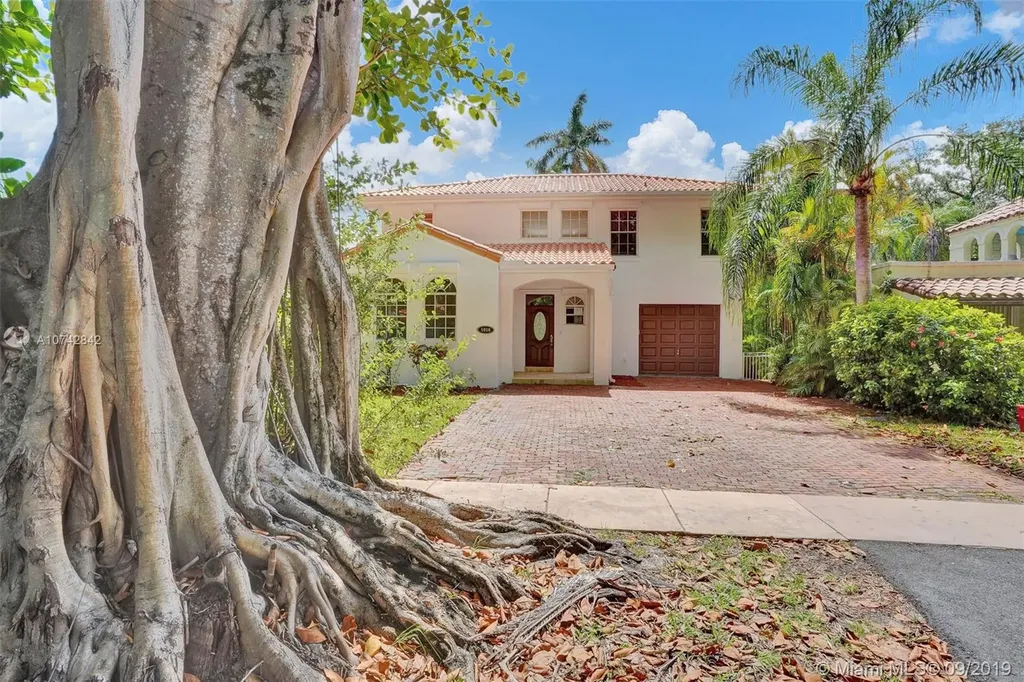 1016 Almeria Avenue Coral Gables FL 33134