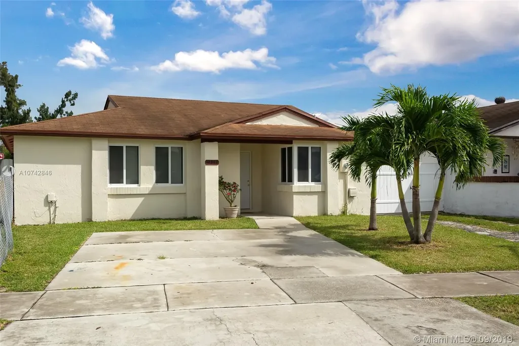 12313 SW 195th Terrace Miami FL 33177