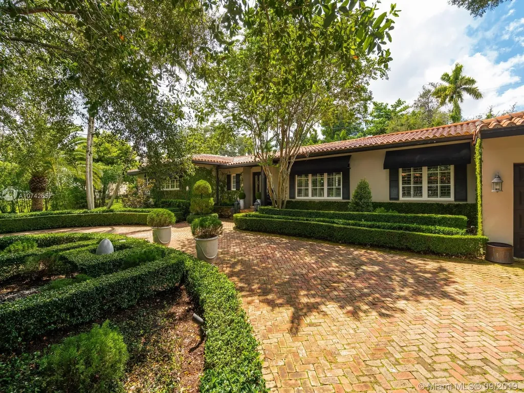 612 Catalonia Avenue Coral Gables FL 33134