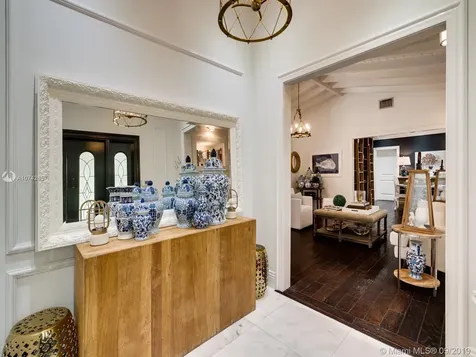 612 Catalonia Avenue Coral Gables FL 33134