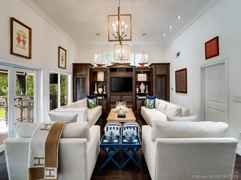 612 Catalonia Avenue Coral Gables FL 33134