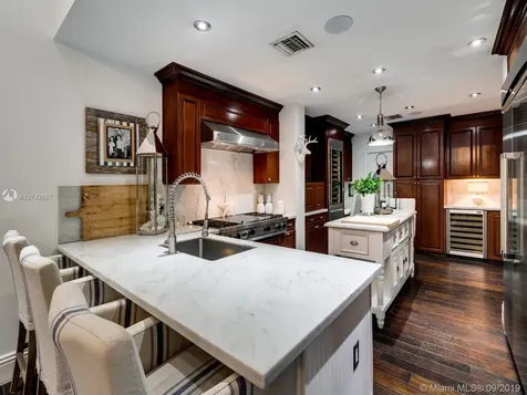 612 Catalonia Avenue Coral Gables FL 33134