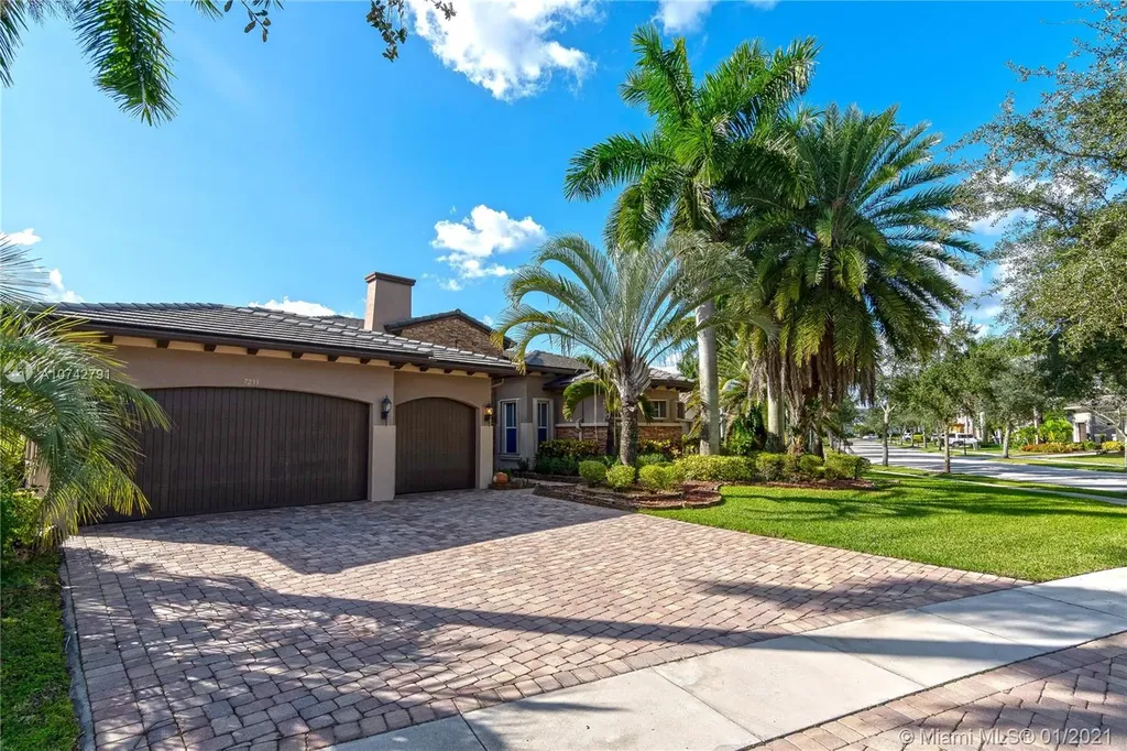 7233 NW 123rd Avenue Parkland FL 33076