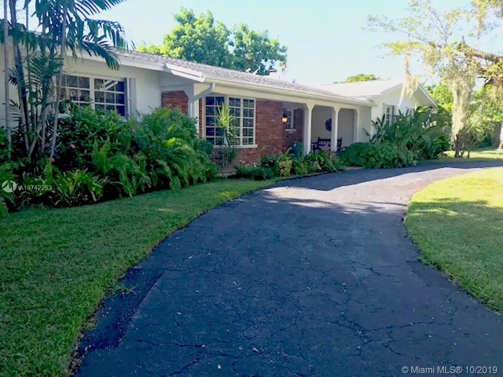 13920 SW 73rd Avenue Palmetto Bay FL 33158
