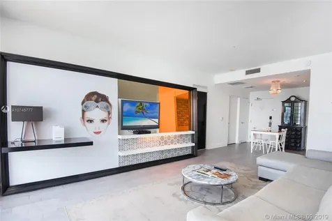 1100 West Avenue Miami Beach FL 33139
