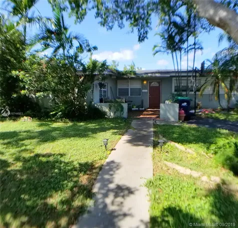 8961 SW 197th Street Cutler Bay FL 33157