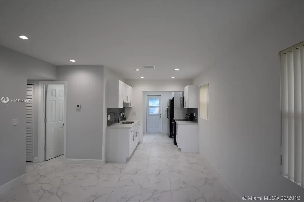 1538 NE 154th Terrace North Miami Beach FL 33162