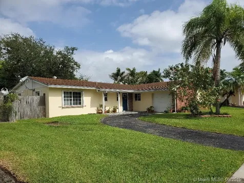 19620 Sterling Drive Cutler Bay FL 33157