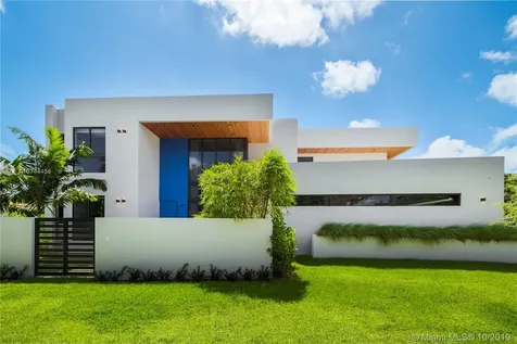5390 SW 76th Street Miami FL 33143