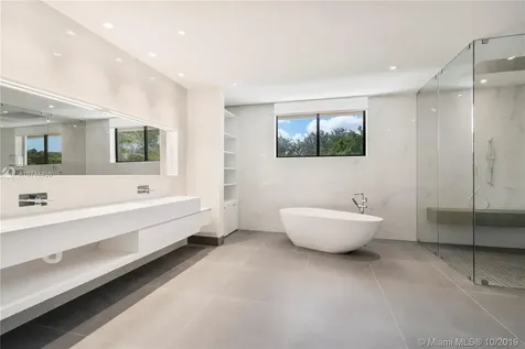 5390 SW 76th Street Miami FL 33143