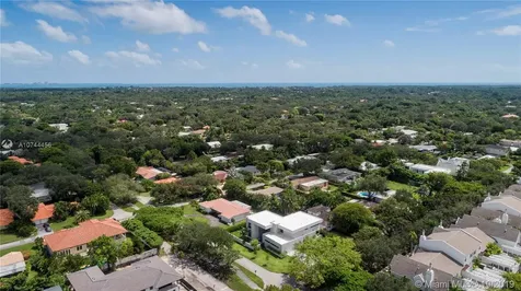 5390 SW 76th Street Miami FL 33143