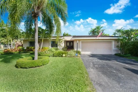 9441 E Calusa Club Drive Miami FL 33186