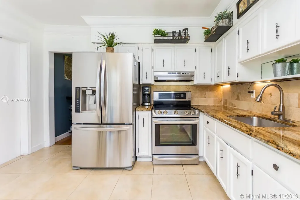 930 NE 144th Street North Miami FL 33161
