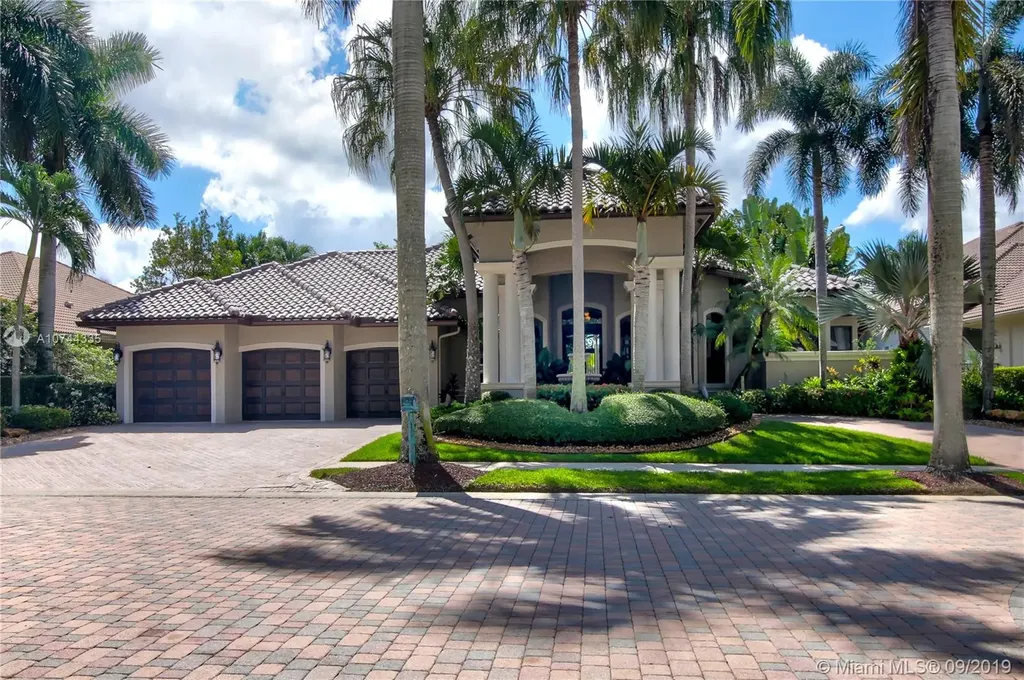 2538 Royal Palm Way Weston FL 33327