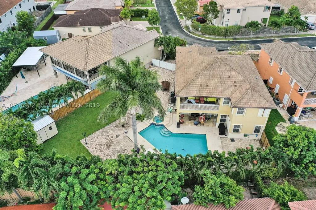 16270 SW 44th Terrace Miami FL 33185