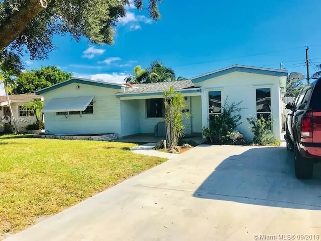 6960 SW 11th Street Pembroke Pines FL 33023