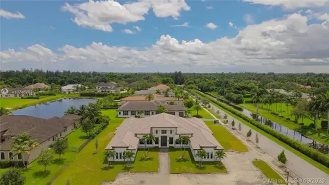 10550 N Camelot Circle Davie FL 33328