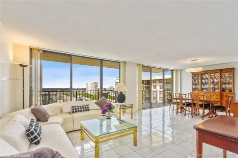 290 174th Street Sunny Isles Beach FL 33160
