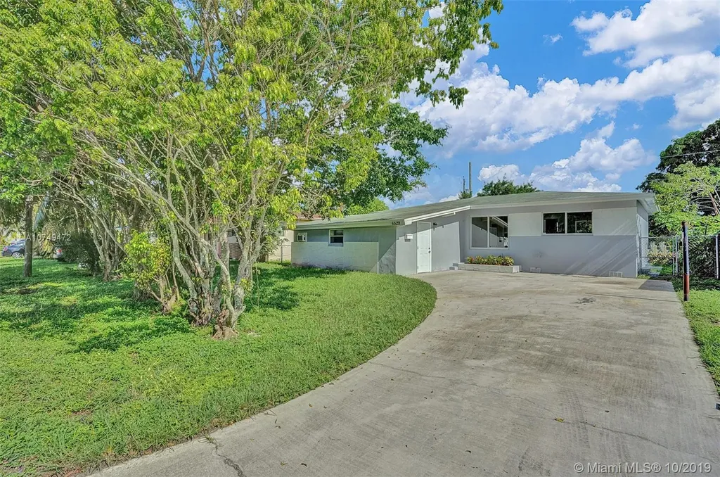 6529 Fletcher Street Hollywood FL 33023