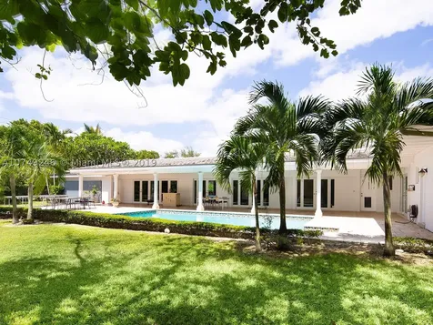 7690 SW 133rd Street Pinecrest FL 33156