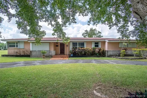 385 SW 5th Street Florida City FL 33034